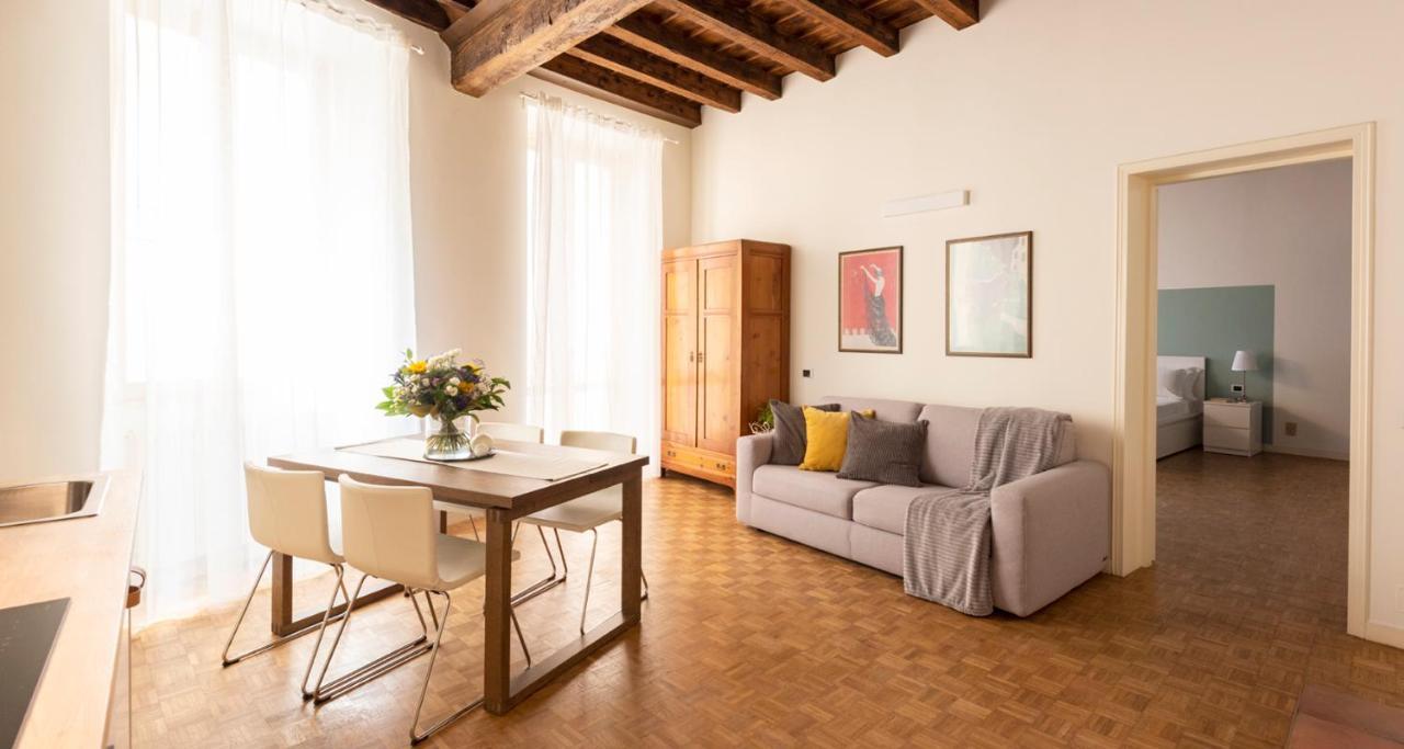 Charming Joivy Flat Next To Duomo Di 코모 외부 사진