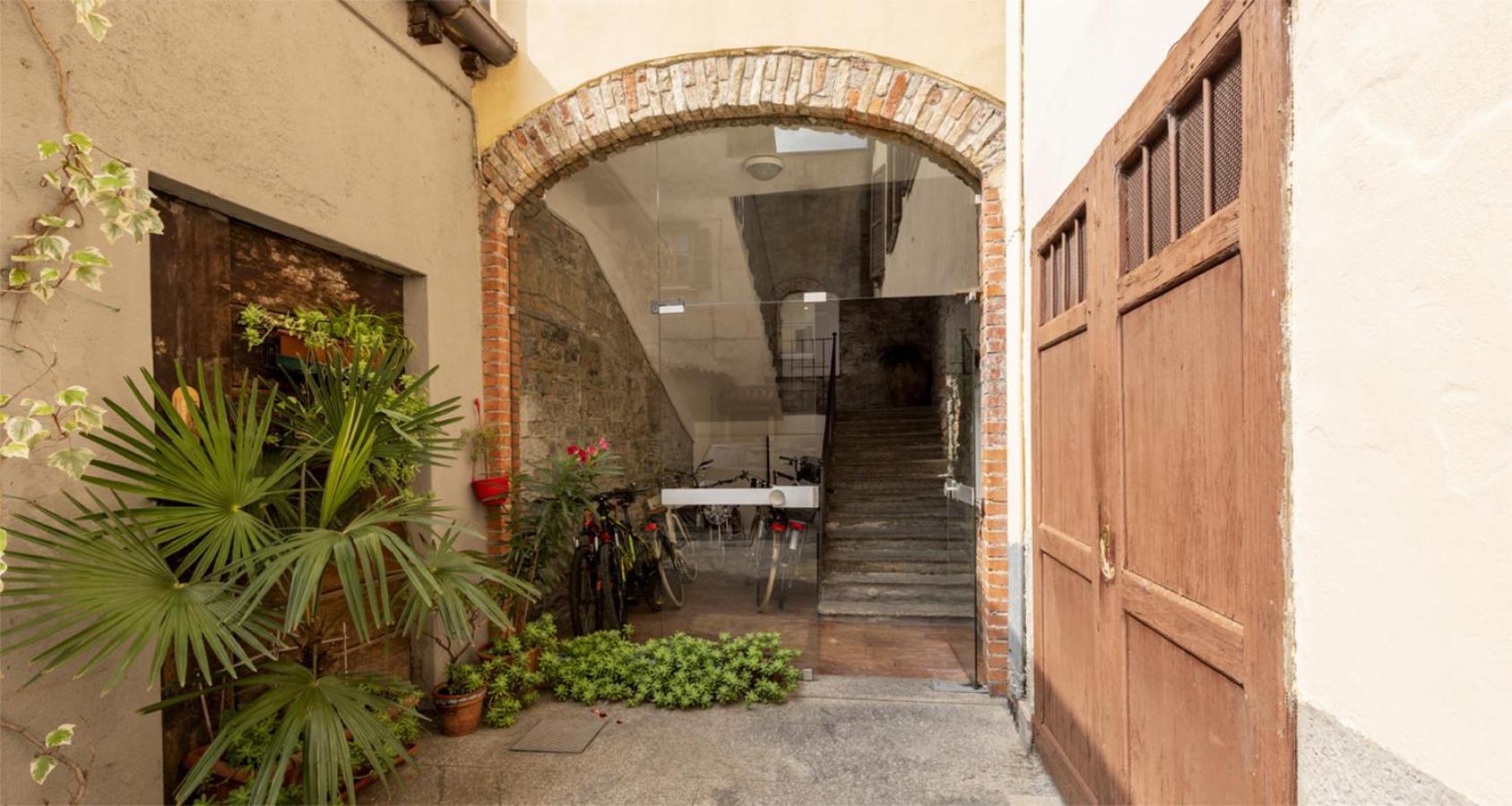 Charming Joivy Flat Next To Duomo Di 코모 외부 사진